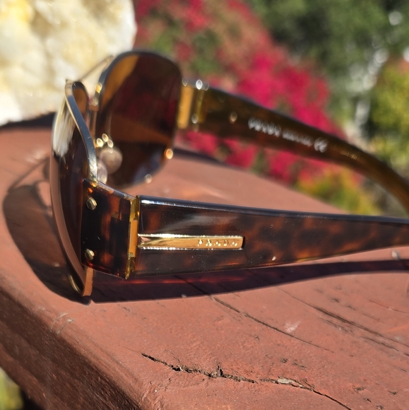 🔥PRADA Wraparound Sunglasses Brown, Gold Tortoise Shell EUC - Picture 3 of 9